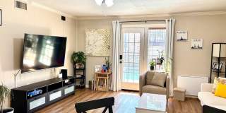 Room in 2 Bedroom Home at E Hill Dr Gallery 10