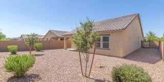 2415 E San Miguel Drive Gallery 26