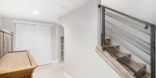 Beautifully Fully-Furnished Duplex in Old Town Gallery 18