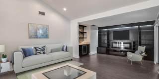 5529 Lakeview Mews Terrace Gallery 3