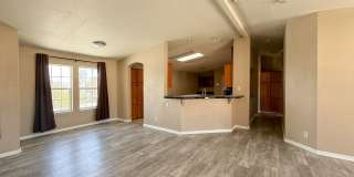 29 Palms 3bd/ 2 ba/ 1860 sf home / 2 car gar / Pet friendly in great neighborhood! Gallery 1