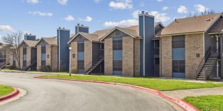 River Oaks Gallery 20