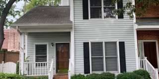 Prime Devine Street Location | 3 Bed, 3 Bath Available August 15 Gallery 1