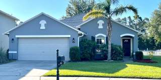 Lovely home is located on the edge of a beautiful retention pond Gallery 1