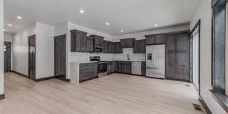 Brand New 3 bed 2.5 townhome Gallery 7