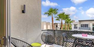 205 The Riv Gallery 16