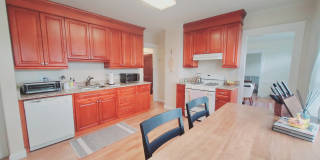 100 Colonial Road Gallery 1