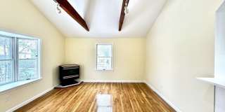 98 Safford St Gallery 22