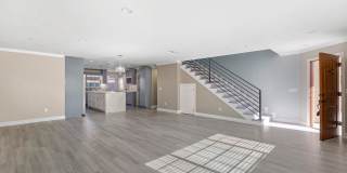 Stunning 3 Br 2.5 Ba  ADU New Pricing!! Gallery 9
