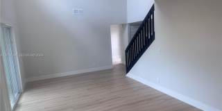 6532 NW 170th Ter Gallery 19