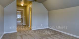 1818 South Grant Avenue Gallery 24