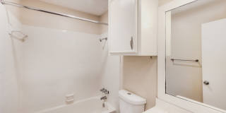 1626 Edgewood Place Gallery 9