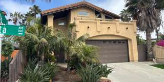 Minutes to Moonlight Beach | Stunning 5 Bedroom Encinitas Home Gallery 1