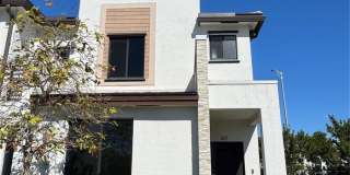 613 NE 208th Ter Gallery 1