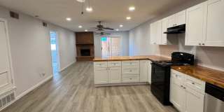 Spacious 4 Bedroom, 2 Bathroom over 1700 sqft. Duplex in Westridge! REMODELED!!! Gallery 1