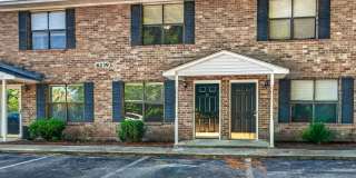 Convenient Living Near Park Circle Gallery 1