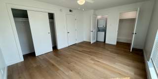 River Oaks Gallery 120