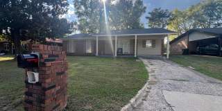 3 bedroom 1 bathroom updated West End Home Gallery 1