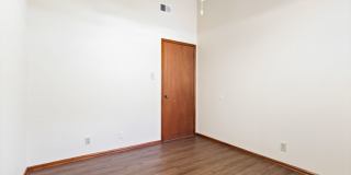 Charming 3-Bedroom Home with Stone Fireplace & Mature Trees Gallery 20