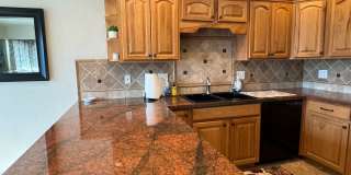 Riverfront 2BR Condo Great Views, Luxury Furnished incl UTILITIES Riverfront 2BR Condo Great Views, Luxury Furnished incl UTILITIES Gallery 13