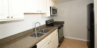 51 ISLAND WAY Gallery 13