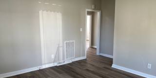 3 BR House near Moses Cone Hospital Gallery 5