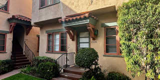 Large Private 1 Bed/ 1 Bath-Bankers Hill Large Private 1 Bed/ 1 Bath-Bankers Hill Gallery 1