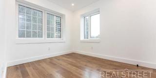 128 Montrose Avenue Gallery 6