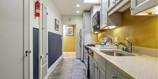 1096 Ashbury St Gallery 15