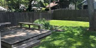 2-bed home across from Glenn Park! Gallery 5