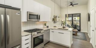 Huxley Scottsdale Gallery 16