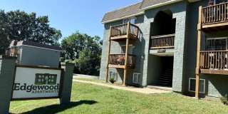 Edgewood Apartments Gallery 2