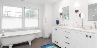 6 Searles Road Gallery 28