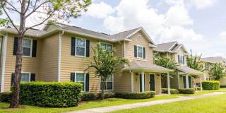 READY SET GO HOME!  TO THIS 3 BEDROOM 2 BATH CONDO! CALL LINDA PATTI 386.837.2882 Gallery 1