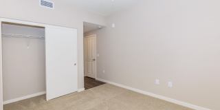 Los Alamitos Luxury Apartments Gallery 25