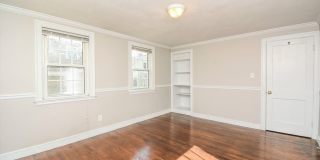 7 Hilltop Gallery 13