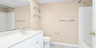 3250 Fairfield Avenue Gallery 14