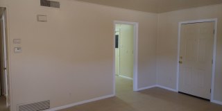 COZY DUPLEX, NEAR SHOPPING & 281! Gallery 8