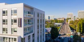 Skylar Grand Gallery 12