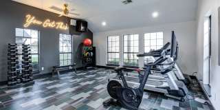 Fox Trails Apartments Gallery 14