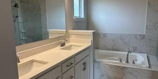 180 Fenwick Place Gallery 17