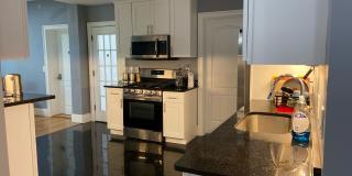 Brighton 7 Bed / 7 Bath – Massive Unit – Central A/C – No Fee – 8/15 Brighton 7 Bed / 7 Bath – Massive Unit – Central A/C – No Fee – 8/15 Gallery 1