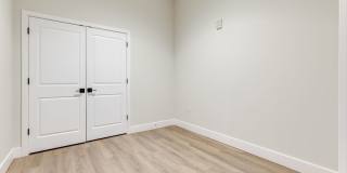 NOW LEASING - GALLERY GARDEN APTS Gallery 105