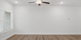 2206 Chant St Gallery 15