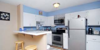 Large 3 Bed 2 Bath Condo In a Great North Boulder Location.  Underground Parking Gallery 4