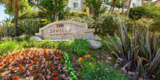 Elan Sevilla Apartment Homes Gallery 1