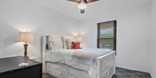 1369 Riverside Circle Gallery 22