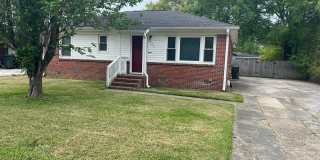 Spacious 3-bedroom, 1.5-bathroom home is now available Gallery 1