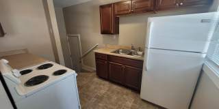 2 Bedroom, 2 Bathroom Home with large garage! Gallery 7