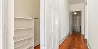 527 ST. ANN Gallery 4